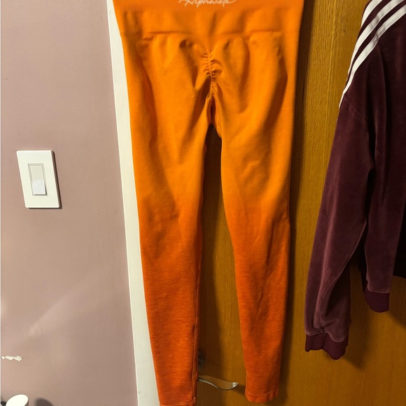 Alphalete Scruch Tights - Picture 4 of 4